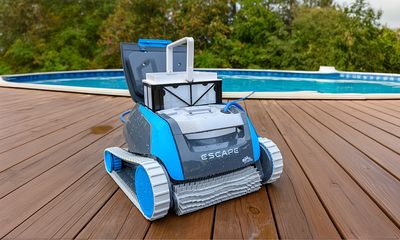 Dolphin Escape above-ground robotic pool cleaner