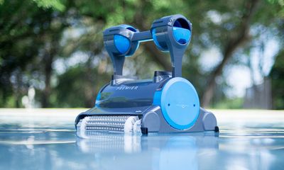 Dolphin Premer inground robotic pool cleaner